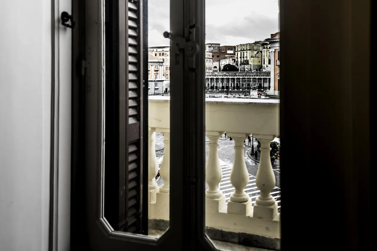 Appartamento Sul Teatro San Carlo Νάπολη 0*,